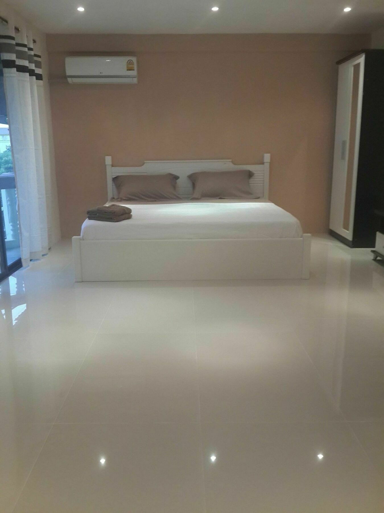 Vanilla Place Pattaya Eksteriør billede