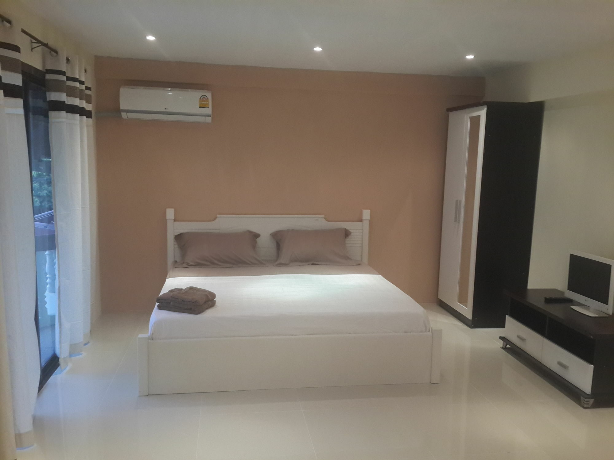 Vanilla Place Pattaya Eksteriør billede